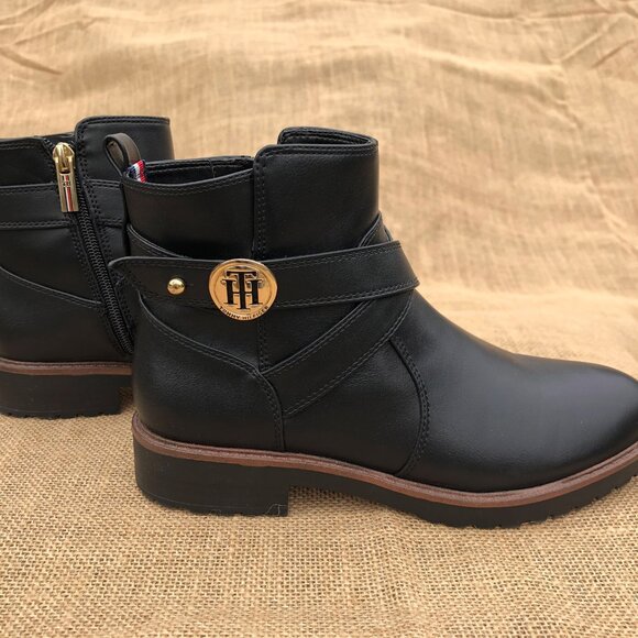 Tommy Hilfiger Shoes - Tommy Hilfiger Women's Ankle Boot 6 M Black Excellent
